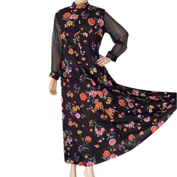 Vintage 70s Floral and Black Long Sleeve Sheer Maxi Dress - Picture 4 of 16